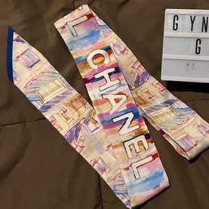 SOLD ‼️ CHANEL Twilly